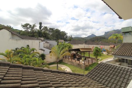 Casa de condomínio à venda com 150m², 4 quartos e 2 vagasVista da Suíte 1