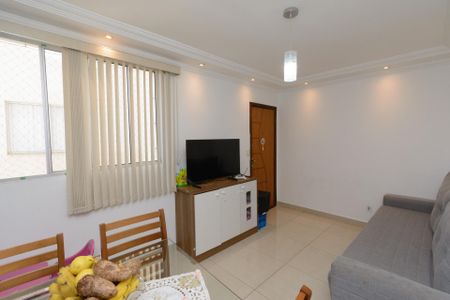 Sala de apartamento à venda com 2 quartos, 52m² em Diamante, Belo Horizonte