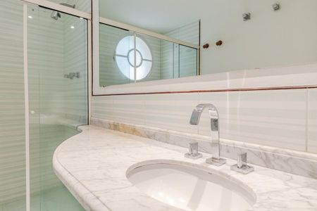 Apartamento para alugar com 170m², 4 quartos e 2 vagasBanheiro Social