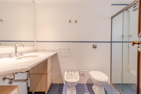 Apartamento para alugar com 170m², 4 quartos e 2 vagasBanheiro da Suíte