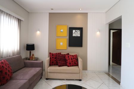 Sala de apartamento para alugar com 3 quartos, 120m² em Santa Mônica, Uberlândia