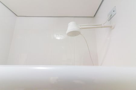 Banheiro de apartamento à venda com 1 quarto, 52m² em Jardim Trussardi, São Paulo