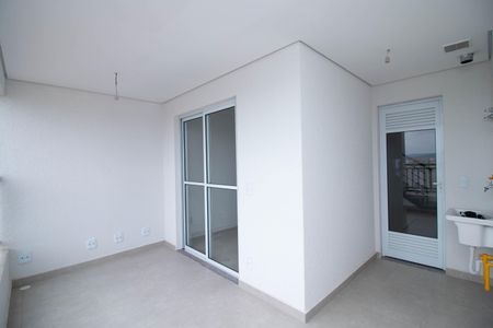 Apartamento à venda com 125m², 3 quartos e 2 vagas Apartamento à venda com 125m², 3 quartos e 2 vagasVaranda da Sala