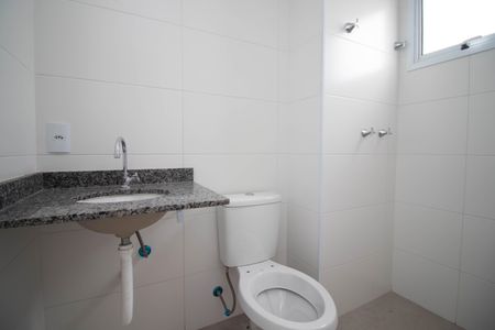 Apartamento à venda com 125m², 3 quartos e 2 vagas Apartamento à venda com 125m², 3 quartos e 2 vagasBanheiro da Suíte 2