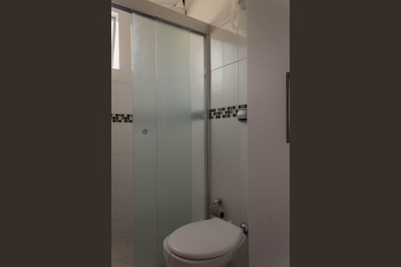 Apartamento à venda com 65m², 2 quartos e 1 vaga Apartamento à venda com 65m², 2 quartos e 1 vagaBanheiro