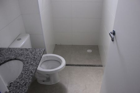 Apartamento à venda com 64m², 2 quartos e 2 vagasBanheiro Social