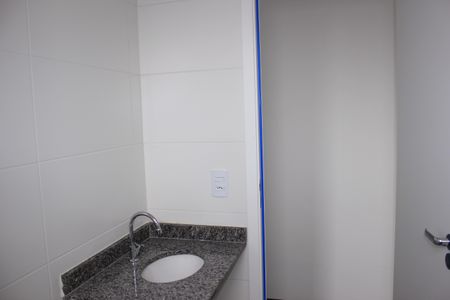 Apartamento à venda com 64m², 2 quartos e 2 vagasBanheiro da Suíte