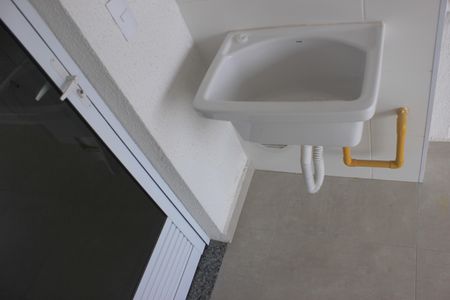 Apartamento à venda com 64m², 2 quartos e 2 vagasÁrea de serviço