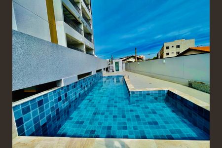Apartamento à venda com 64m², 2 quartos e 2 vagas Apartamento à venda com 64m², 2 quartos e 2 vagasPiscina