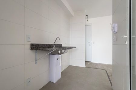 Apartamento à venda com 64m², 2 quartos e 1 vaga Apartamento à venda com 64m², 2 quartos e 1 vagaCozinha e Área de Serviço