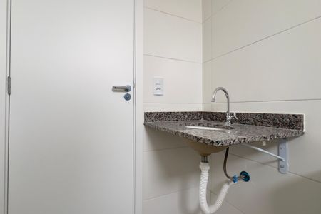 Apartamento à venda com 64m², 2 quartos e 1 vaga Apartamento à venda com 64m², 2 quartos e 1 vagaBanheiro da Suíte