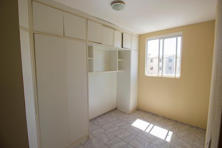Quarto de apartamento para alugar com 2 quartos, 43m² em Samambaia, Brasília