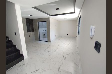 Casa à venda com 91m², 2 quartos e 1 vaga Casa à venda com 91m², 2 quartos e 1 vagaSala/Cozinha