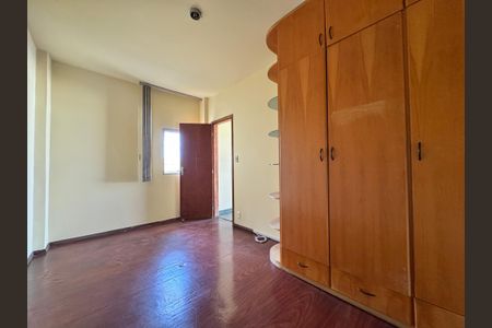 Quarto 1 de apartamento à venda com 3 quartos, 180m² em Jardim America, Belo Horizonte