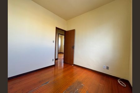 Apartamento à venda com 180m², 3 quartos e 2 vagas Apartamento à venda com 180m², 3 quartos e 2 vagasQuarto 2