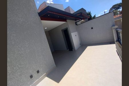 Casa à venda com 80m², 2 quartos e 2 vagas Casa à venda com 80m², 2 quartos e 2 vagasÁrea Externa
