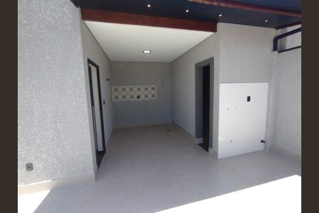 Casa à venda com 80m², 2 quartos e 2 vagas Casa à venda com 80m², 2 quartos e 2 vagasCobertura