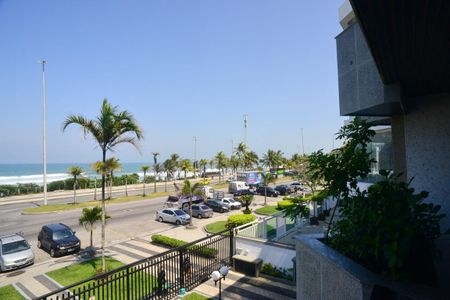 Apartamento para alugar com 200m², 5 quartos e 3 vagas Apartamento para alugar com 200m², 5 quartos e 3 vagasVista da Varanda da Sala