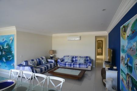 Apartamento para alugar com 200m², 5 quartos e 3 vagas Apartamento para alugar com 200m², 5 quartos e 3 vagasSala