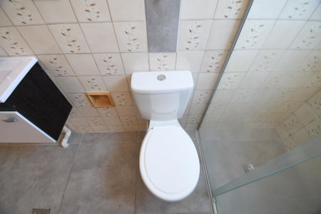 Banheiro de apartamento à venda com 1 quarto, 53m² em Botafogo, Campinas