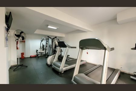 Apartamento à venda com 140m², 3 quartos e 2 vagas Apartamento à venda com 140m², 3 quartos e 2 vagasÁrea comum - Academia