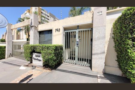 Apartamento à venda com 140m², 3 quartos e 2 vagas Apartamento à venda com 140m², 3 quartos e 2 vagasFachada
