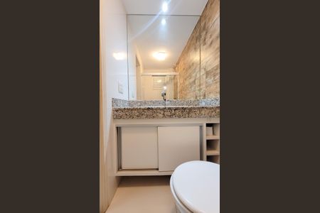 Apartamento à venda com 140m², 3 quartos e 2 vagas Apartamento à venda com 140m², 3 quartos e 2 vagasBanheiro Social