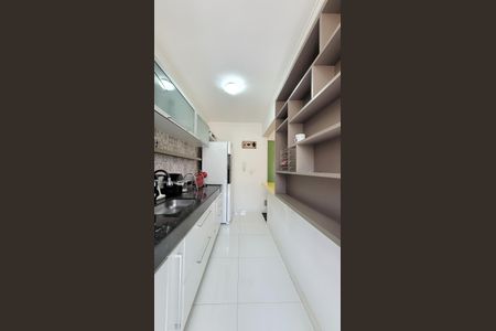 Apartamento à venda com 140m², 3 quartos e 2 vagas Apartamento à venda com 140m², 3 quartos e 2 vagasCozinha