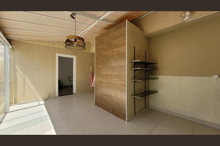 Apartamento à venda com 140m², 3 quartos e 2 vagas Apartamento à venda com 140m², 3 quartos e 2 vagasÁrea gourmet Privativa