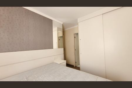 Apartamento à venda com 140m², 3 quartos e 2 vagas Apartamento à venda com 140m², 3 quartos e 2 vagasSuíte