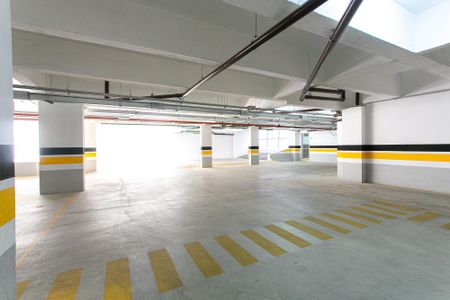 Apartamento à venda com 81m², 2 quartos e 2 vagas Apartamento à venda com 81m², 2 quartos e 2 vagasGaragem
