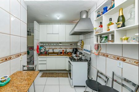 Casa à venda com 88m², 3 quartos e sem vaga Casa à venda com 88m², 3 quartos e sem vagaCozinha