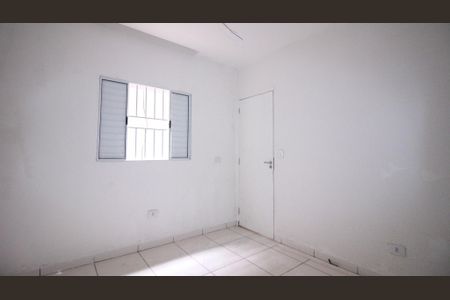 Quarto de casa para alugar com 1 quarto, 40m² em Vila California, São Paulo