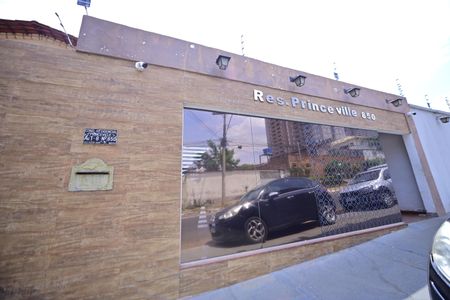 Casa de condomínio para alugar com 170m², 3 quartos e 2 vagas Casa de condomínio para alugar com 170m², 3 quartos e 2 vagasFachada