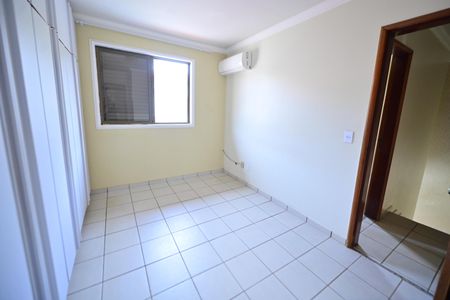 Casa de condomínio para alugar com 170m², 3 quartos e 2 vagas Casa de condomínio para alugar com 170m², 3 quartos e 2 vagasSuíte