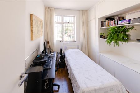 Apartamento à venda com 95m², 3 quartos e 1 vagaQuarto 2