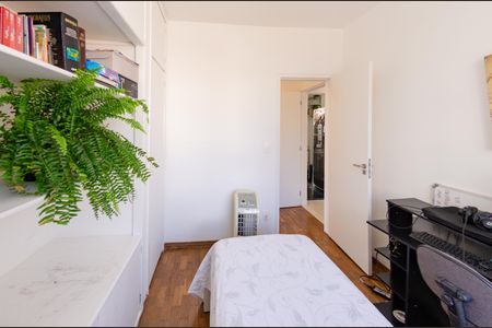 Apartamento à venda com 95m², 3 quartos e 1 vagaQuarto 2