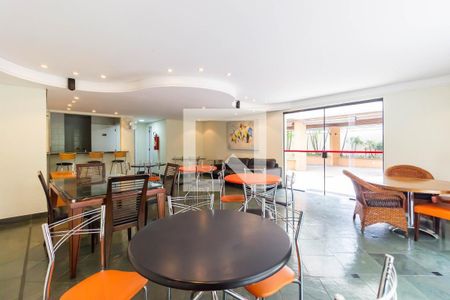 Apartamento à venda com 89m², 3 quartos e 1 vaga Apartamento à venda com 89m², 3 quartos e 1 vagaÁrea comum - Salão de festas