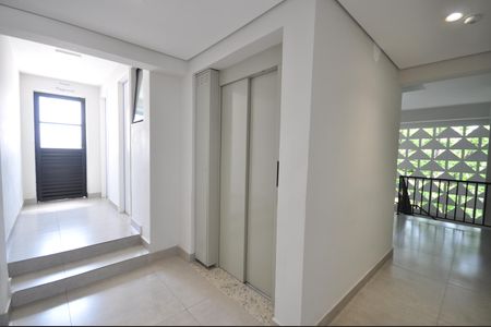 Apartamento à venda com 41m², 1 quarto e 1 vagaElevador