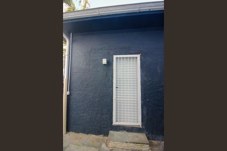 Fachada de casa de condomínio para alugar com 1 quarto, 15m² em Azenha, Porto Alegre
