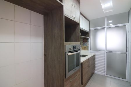 Apartamento à venda com 80m², 2 quartos e 2 vagasCozinha
