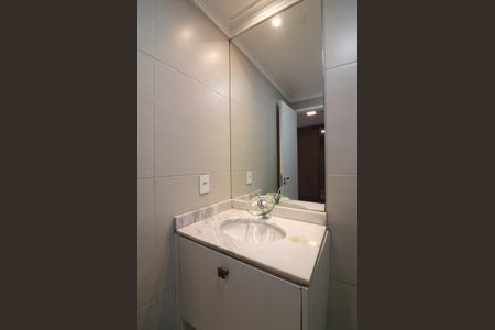 Apartamento à venda com 80m², 2 quartos e 2 vagasSuíte Banheiro