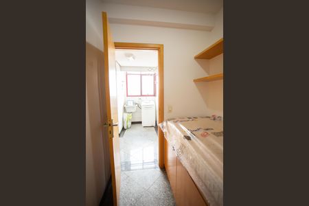 Apartamento para alugar com 220m², 2 quartos e 4 vagas Apartamento para alugar com 220m², 2 quartos e 4 vagasÁrea de Serviço