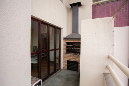 Apartamento para alugar com 220m², 2 quartos e 4 vagas Apartamento para alugar com 220m², 2 quartos e 4 vagasVaranda da Sala