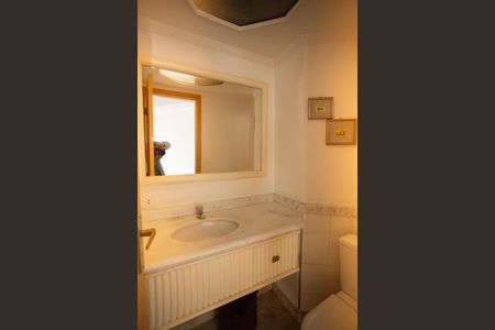 Apartamento para alugar com 220m², 2 quartos e 4 vagas Apartamento para alugar com 220m², 2 quartos e 4 vagasLavabo