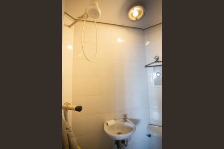 Apartamento para alugar com 220m², 2 quartos e 4 vagas Apartamento para alugar com 220m², 2 quartos e 4 vagasBanheiro de Serviço