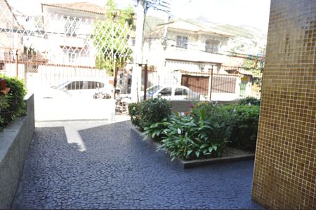 Apartamento à venda com 73m², 2 quartos e sem vagaÁrea comum