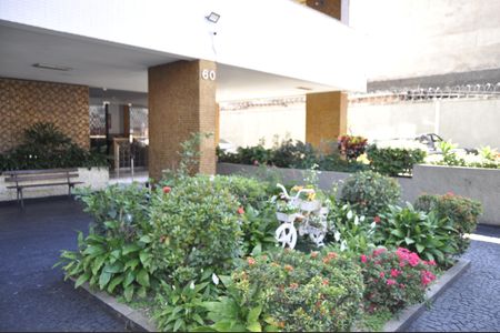 Apartamento à venda com 73m², 2 quartos e sem vagaÁrea comum