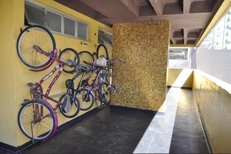 Apartamento à venda com 73m², 2 quartos e sem vagaÁrea comum