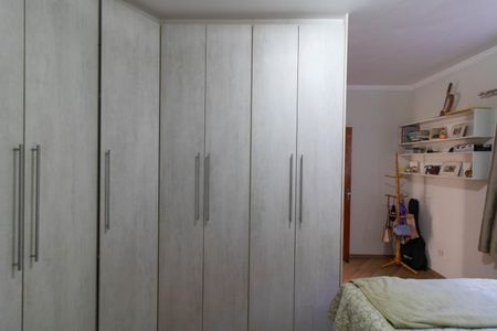 Casa à venda com 160m², 3 quartos e 4 vagasSuíte